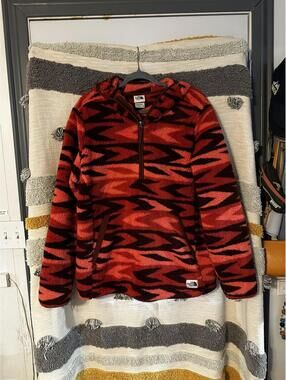 The North Face Campshire Pullover Hoodie | Women's XL | Great Condition